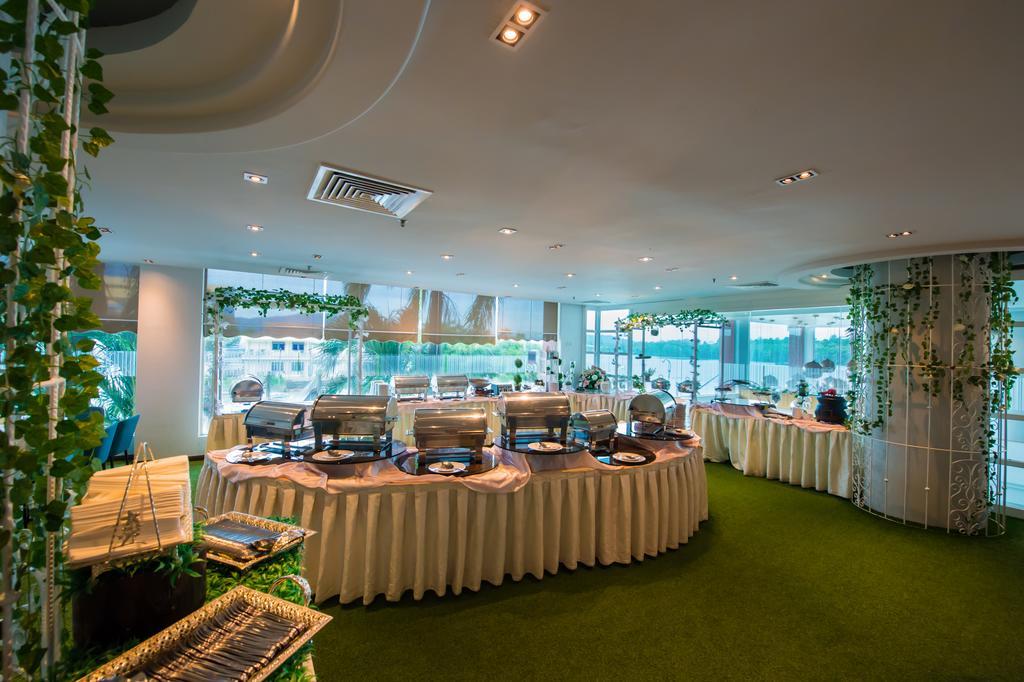 Mega View Hotel Kuantan Exterior photo