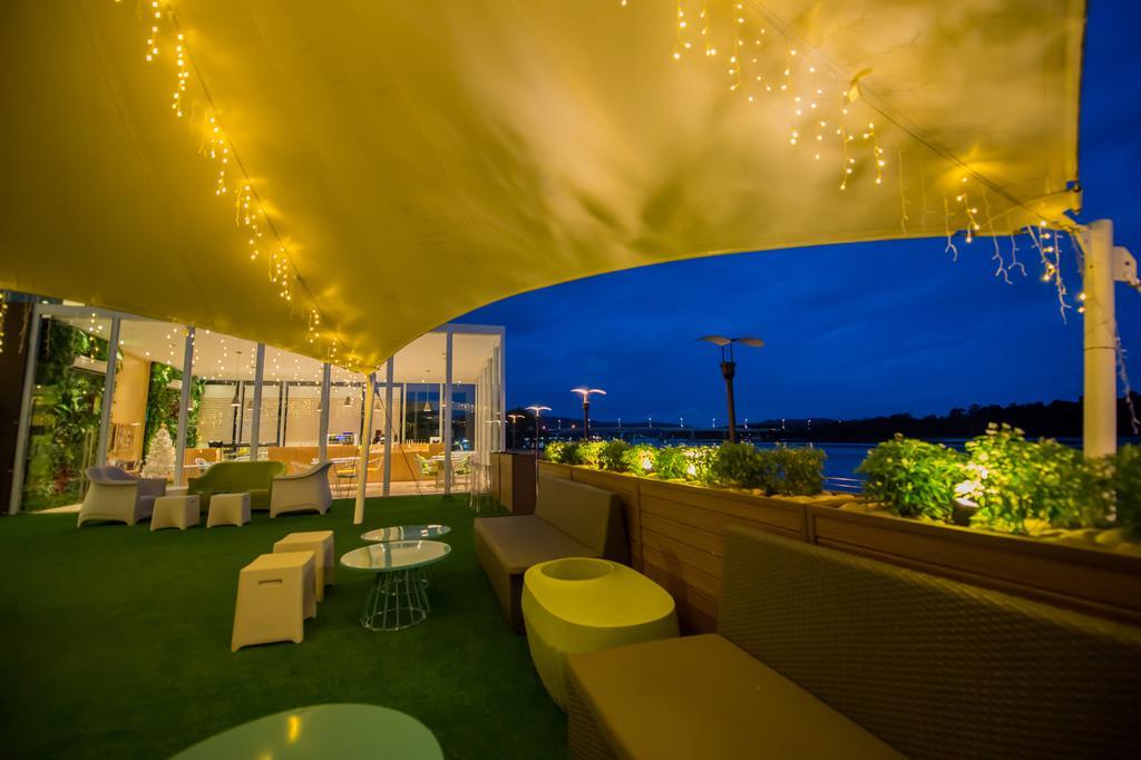 Mega View Hotel Kuantan Exterior photo