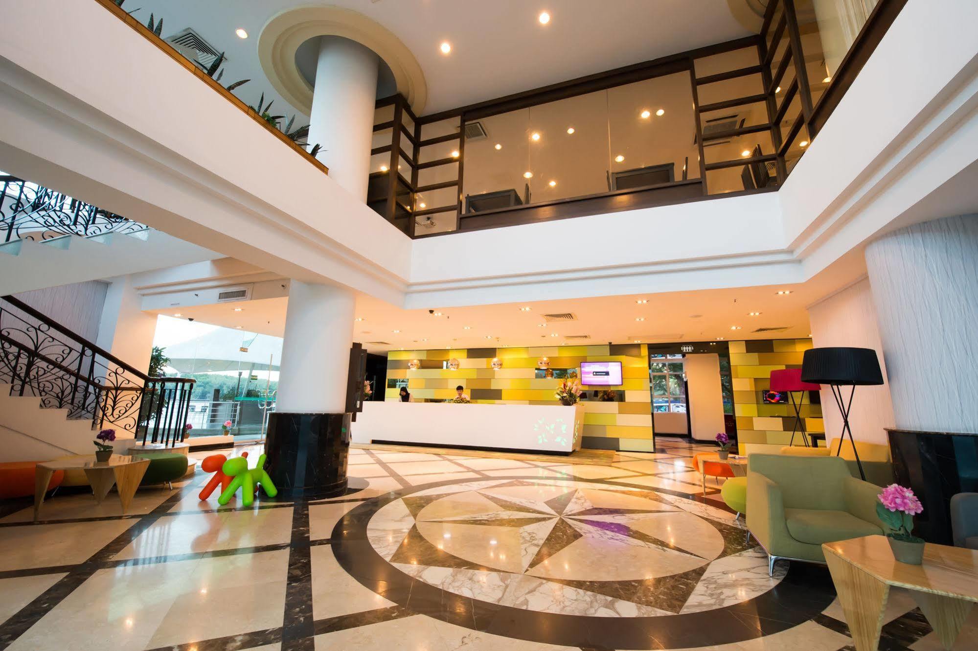 Mega View Hotel Kuantan Exterior photo